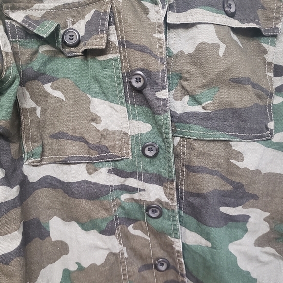 J Crew Camo Jacket Size Medium - Picture 2 of 6